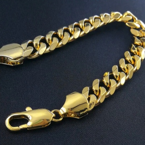 Gold Plated Bracelet - Picture 3 of 6